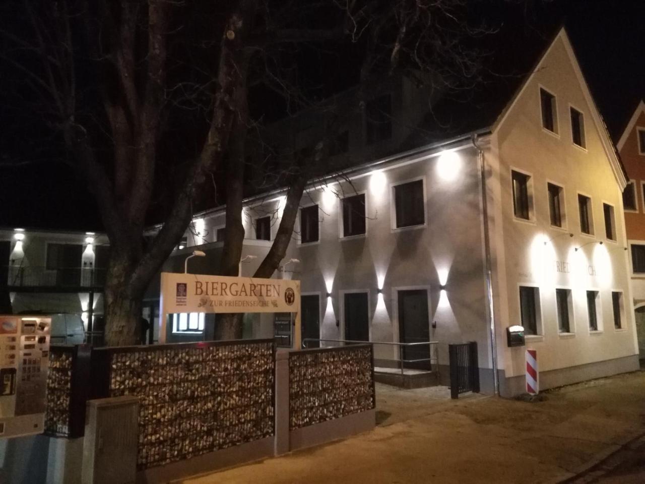 Zur Friedenseiche Bed & Breakfast Aichach Exterior photo